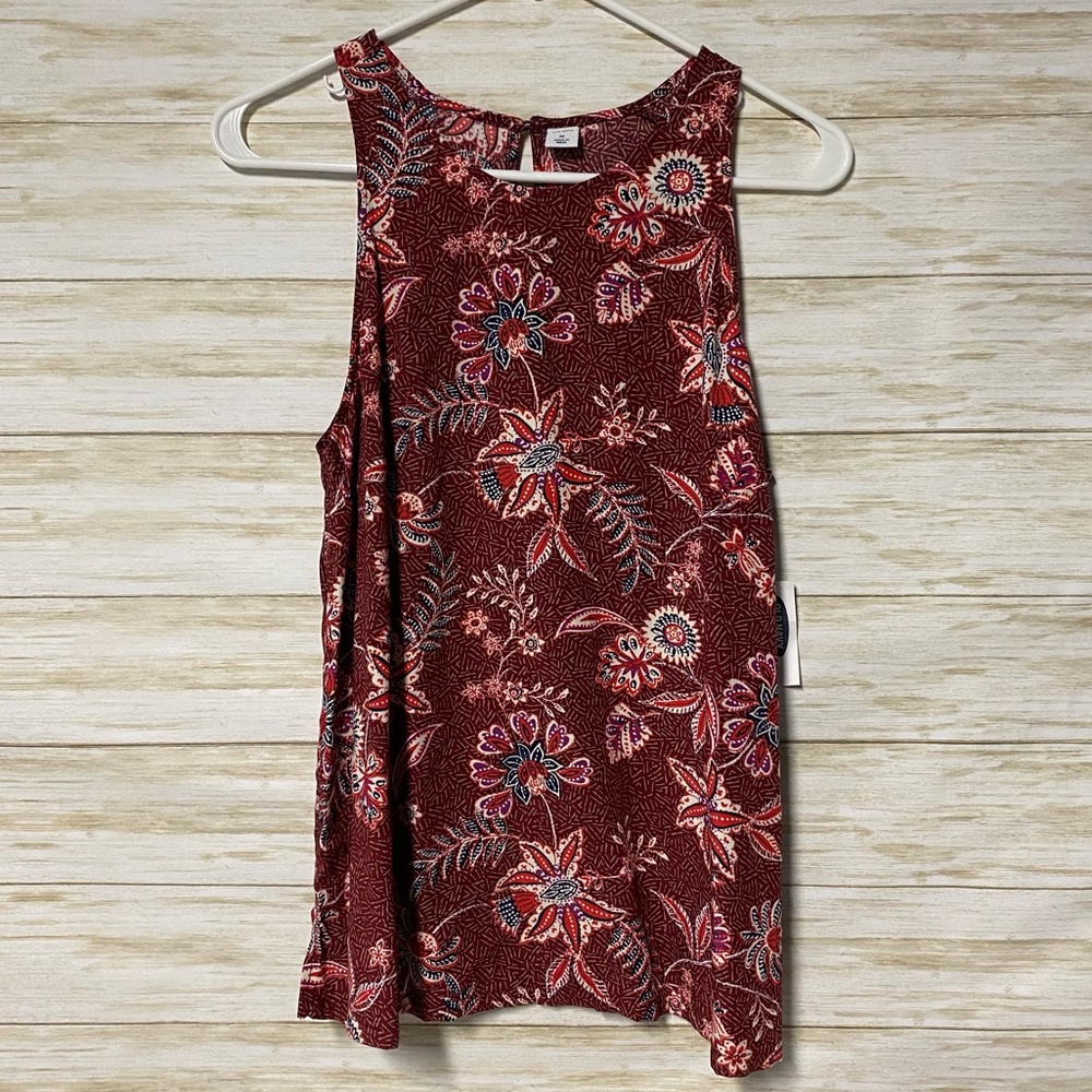NWT High Neck Burgundy Floral Tank Top